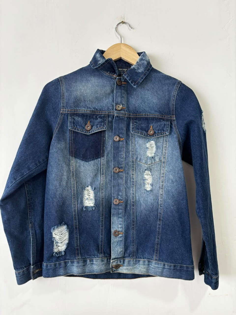 Jaqueta jeans destroyed