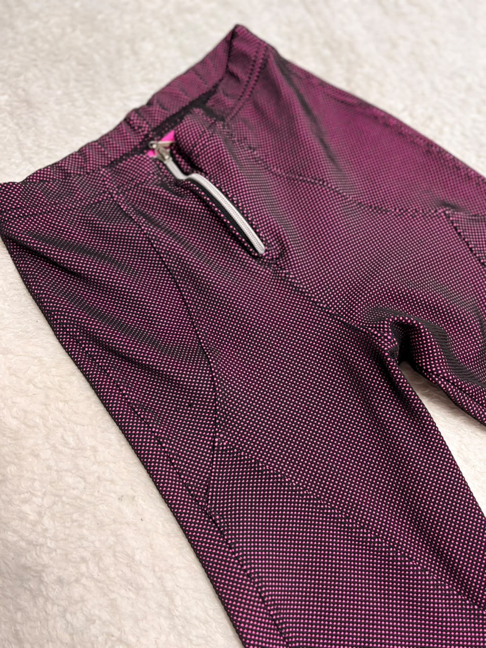 Calça bordô flare