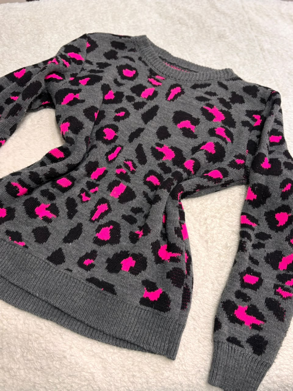 Suéter cinza animal print