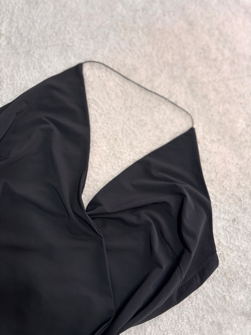 Body preto um ombro