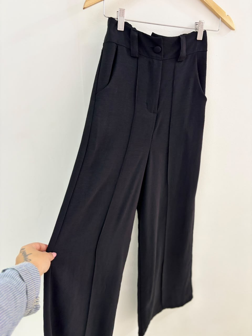 Calça preta de alfaiataria